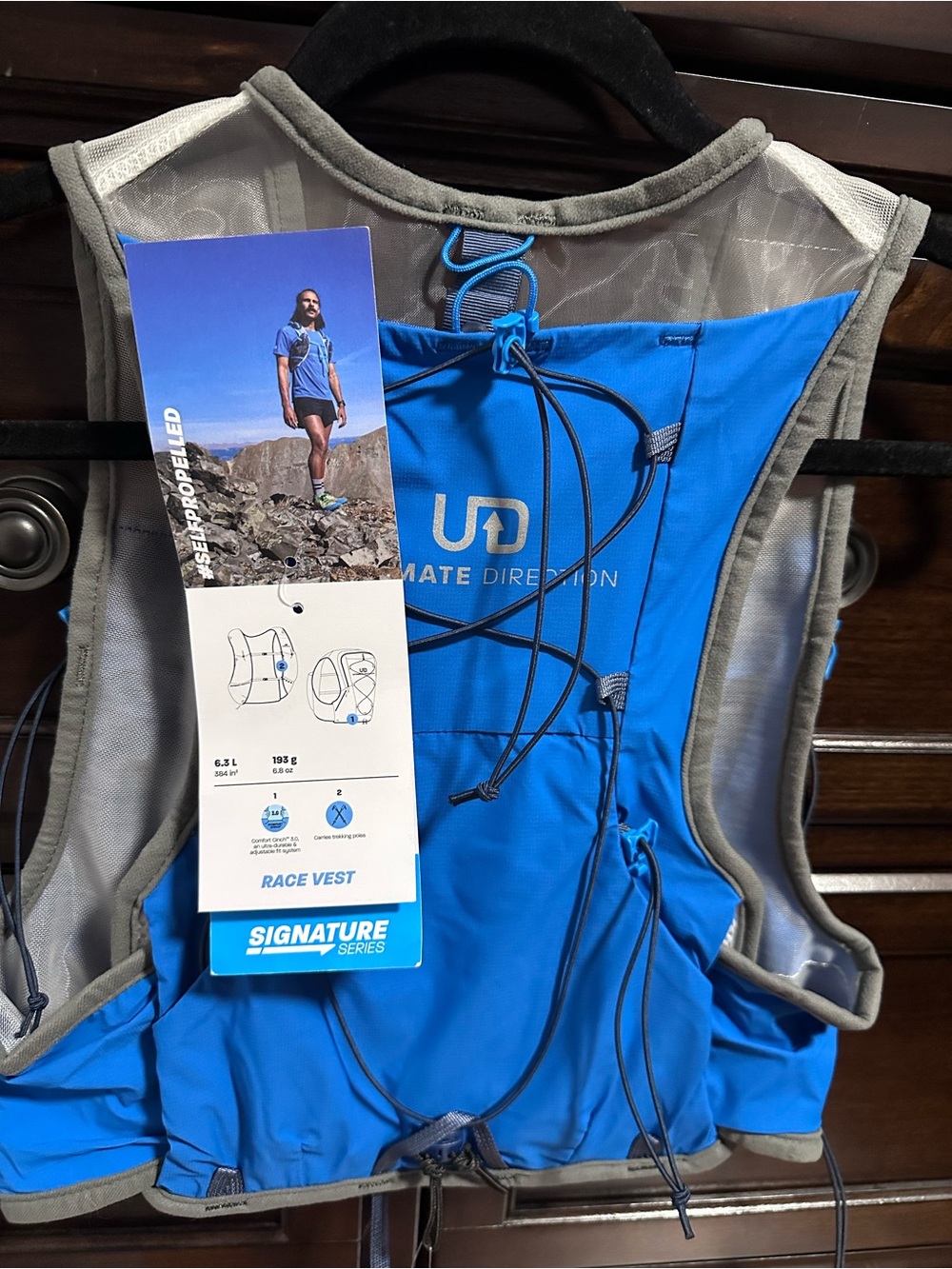 NEW Ultimate Direction Hydration Vest, *NO Water Bottle* Size SMALL (Unisex)